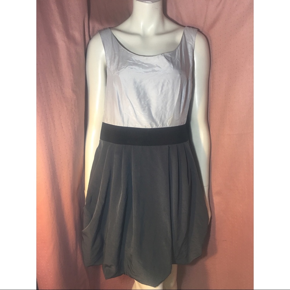 H&M Colorblock Bubble Hem Dress Gray Silver Large
